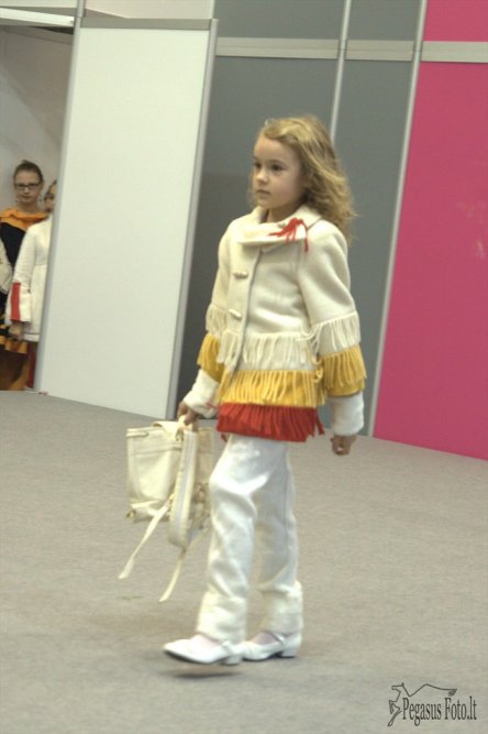 moters_pasaulis_modeliu_mokykla_081